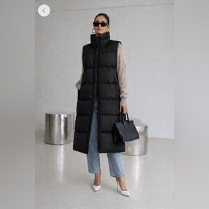 NWT THEORY Long Black Puffer Vest